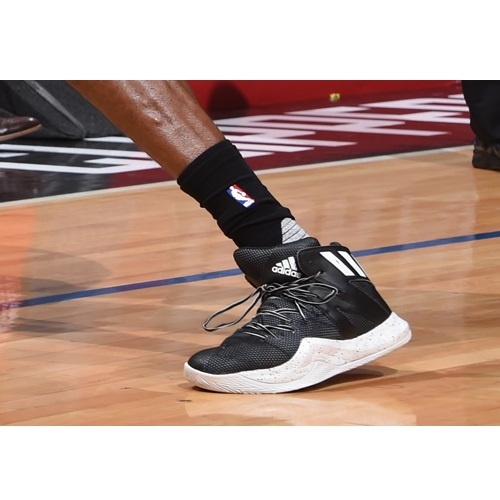  Tony Snell shoes Adidas Crazy Bounce