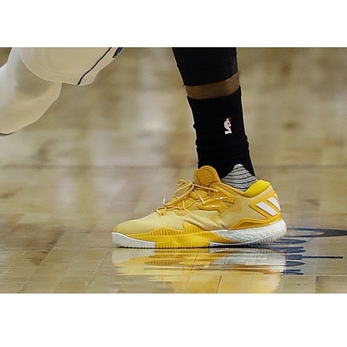  Nick Young shoes
