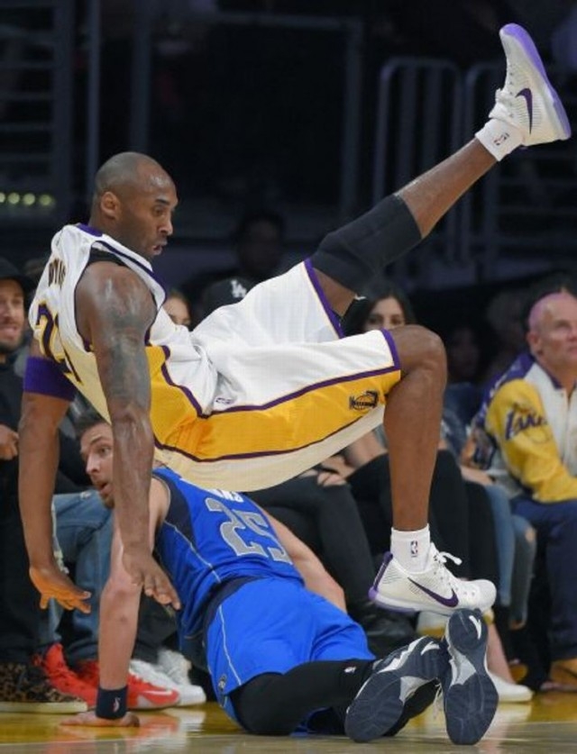 Zapatillas de Kobe Bryant Nike Kobe X PE