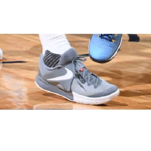  Wilson Chandler shoes Nike Zoom Live 2017