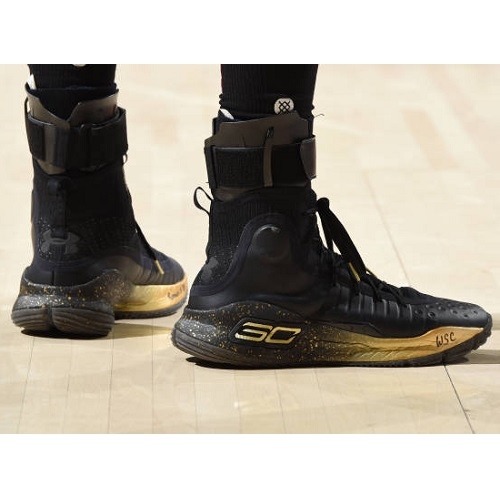 Stephen Curry to Wear, Auction Shoes for Oakland Fire Relief 