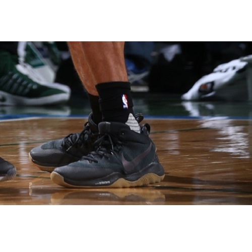  Jared Dudley shoes Nike Zoom Rev 2017