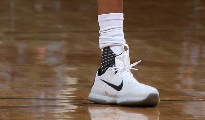 Giannis Antetokounmpo shoes