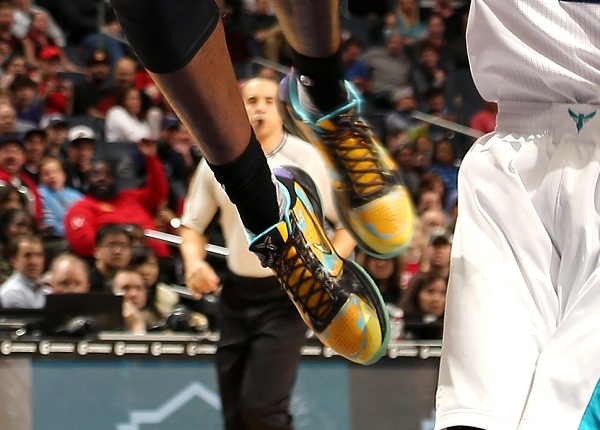  Montrezl Harrell shoes Nike Zoom Kobe V 