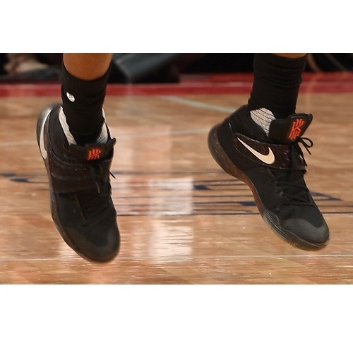  Reggie Jackson shoes Nike Kyrie 2