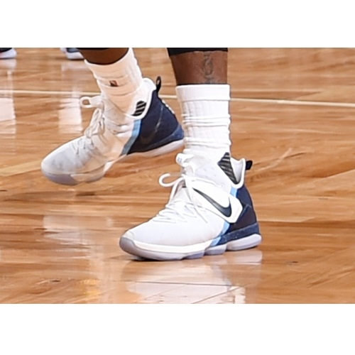 LeBron James shoes Nike Lebron 14