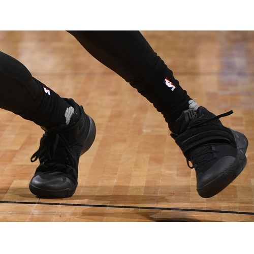 Zapatillas de  Jordan Clarkson Nike Kyrie 2